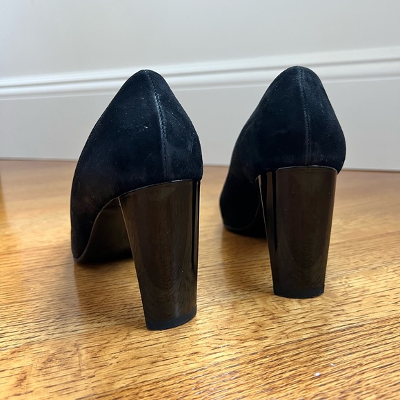 BLACK SUEDE HEELS - Picture 3 of 4